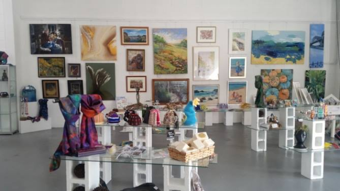 gallery1
